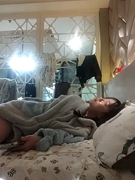 Snapshot of tingbeibi chatting on 11-29-25, 03:48 tingbeibi online show from 11-29-25, 03:48