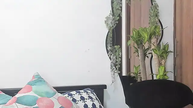 MailynAndNick online show from 02-20-26, 01:44