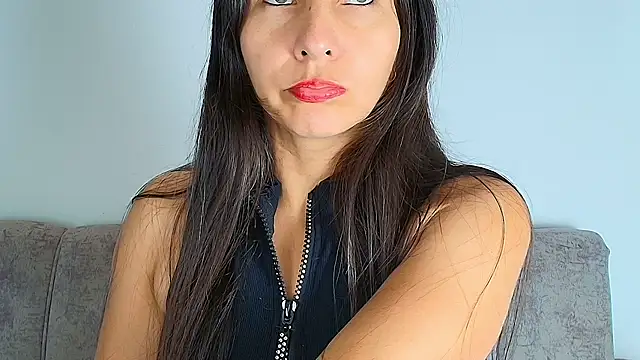 Snapshot of alana_pink95 chatting on 11-11-25, 12:38 alana pink95 online show from 11-11-25, 12:38