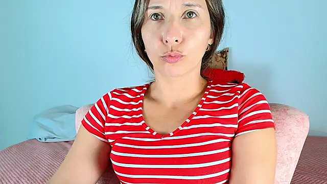 alana pink95 online show from 03-27-26, 07:57