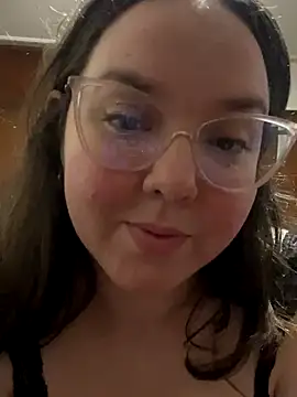 Snapshot of justaldita chatting on 11-04-25, 12:21 justaldita online show from 11-04-25, 12:21