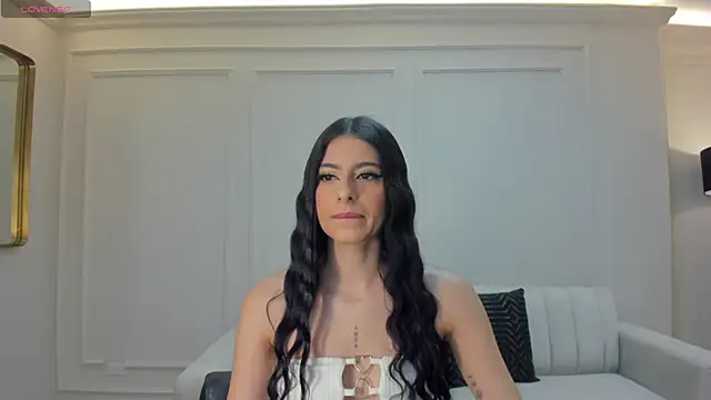 Snapshot of BellaConnorX chatting on 11-30-25, 04:05 BellaConnorX online show from 11-30-25, 04:05