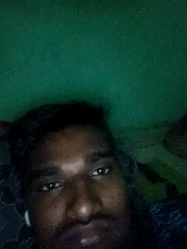 Snapshot of GleefulAkashyyy chatting on 12-17-25, 04:35 GleefulAkashyyy online show from 12-17-25, 04:35