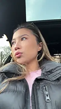 limkiss online show from 11-19-25, 10:15