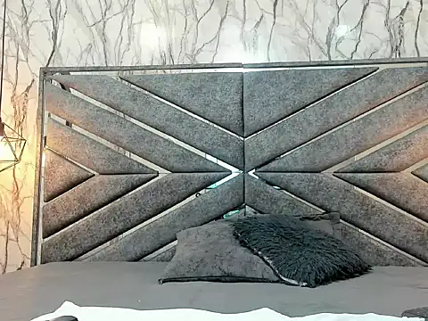 DIRTY MIIA  online show from 11-16-25, 12:00