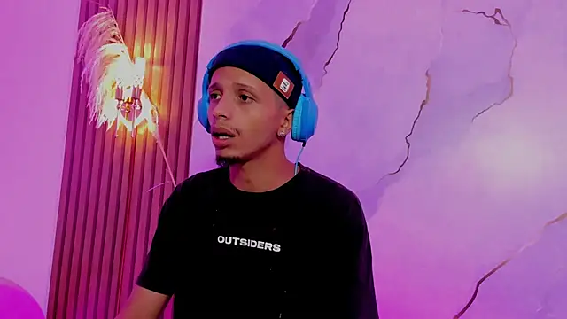 DamianandEva online show from 04-12-26, 12:21