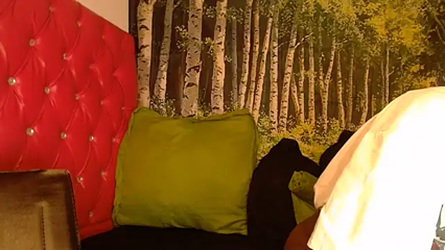 Snapshot of Lucile_Carrie chatting on 07-15-26, 04:51 Lucile Carrie online show from 07-15-26, 04:51