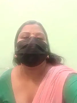 Snapshot of tamil_Nithya_J chatting on 04-24-26, 08:39 tamil Nithya J online show from 04-24-26, 08:39
