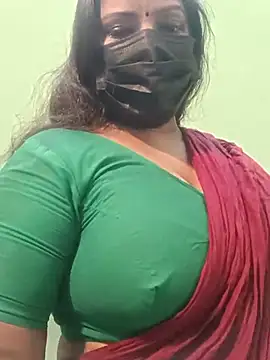 Snapshot of tamil_Nithya_J chatting on 06-03-26, 11:02 tamil Nithya J online show from 06-03-26, 11:02