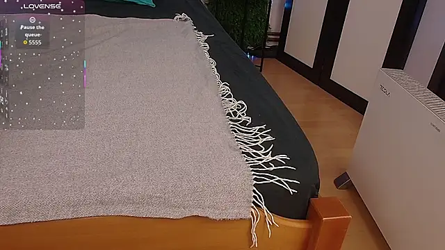 Snapshot of Ange_Boob chatting on 11-14-25, 06:56 Ange Boob online show from 11-14-25, 06:56