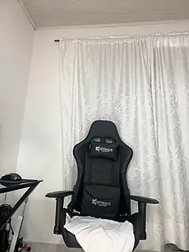 Natural BIGASS Nina online show from 02-19-26, 08:05