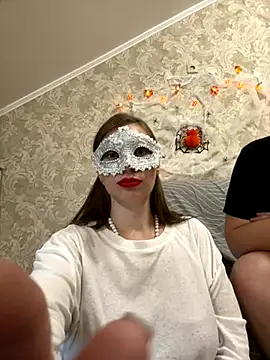 Snapshot of _SladkayaKitty_ chatting on 10-30-25, 03:35  SladkayaKitty  online show from 10-30-25, 03:35