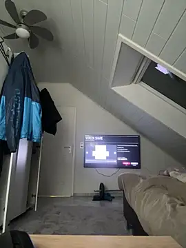 superbertok online show from 12-04-25, 12:47