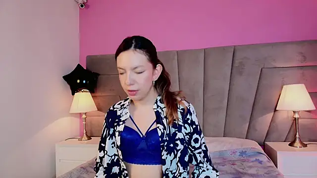 kittyblooms online show from 11-29-25, 12:30