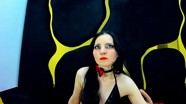 Morticia Black online show from 12-15-25, 09:52