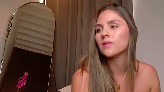 Snapshot of VictoriaNova_ chatting on 07-17-26, 07:41 VictoriaNova online show from 07-17-26, 07:41