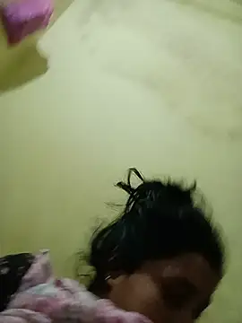 Snapshot of Sangita_g chatting on 07-23-26, 04:16 Sangita g online show from 07-23-26, 04:16