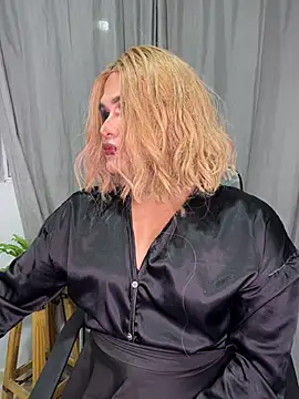 melani ferraraa  online show from 07-19-26, 08:07