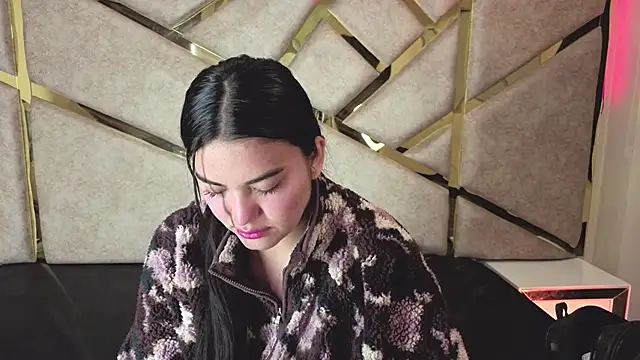 Frrreyaa online show from 11-24-25, 02:22