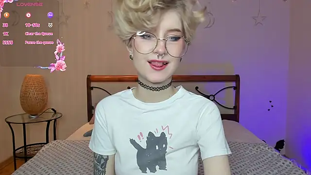 Snapshot of Angel_Julles chatting on 11-06-25, 01:28 Angel Julles online show from 11-06-25, 01:28