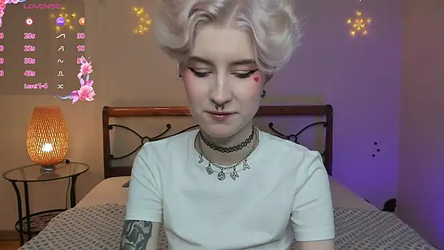 Snapshot of Angel_Julles chatting on 11-29-25, 08:17 Angel Julles online show from 11-29-25, 08:17