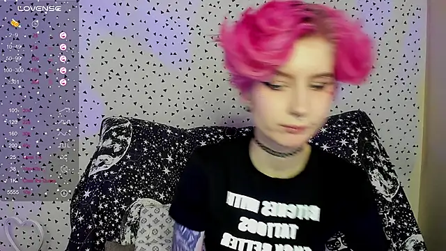 Snapshot of Angel_Julles chatting on 02-06-26, 02:16 Angel Julles online show from 02-06-26, 02:16