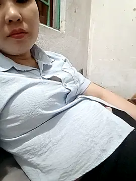 Snapshot of Elina_99 chatting on 11-07-25, 01:05 Elina 99 online show from 11-07-25, 01:05