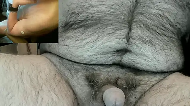 Snapshot of sexxme214 chatting on 03-11-26, 03:23 sexxme214 online show from 03-11-26, 03:23