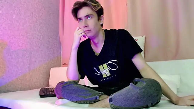 Harvey foster online show from 11-26-25, 11:22