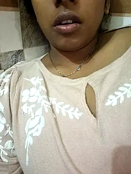 Snapshot of Jannat-50 chatting on 11-17-25, 06:19 Jannat-50 online show from 11-17-25, 06:19