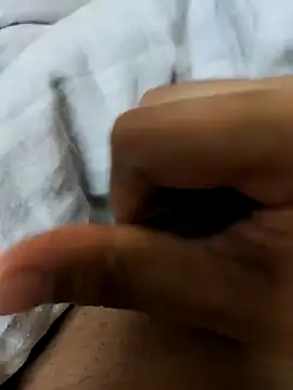 Sexy Kashish11 online show from 12-05-25, 07:43