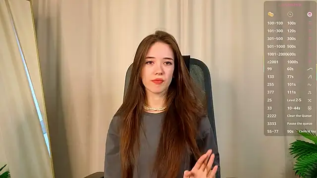 Snapshot of tinyanie chatting on 12-01-25, 06:18 tinyanie online show from 12-01-25, 06:18