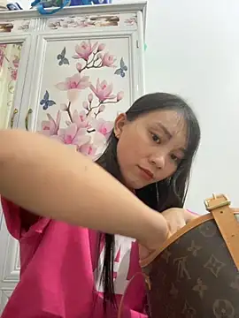 Amino-Suca online show from 11-07-25, 05:46