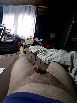 Snapshot of Georgi0889 chatting on 04-05-26, 12:13 Georgi0889 online show from 04-05-26, 12:13