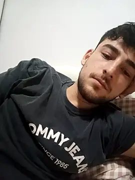 Snapshot of yasinesra757_ chatting on 02-08-26, 02:04 yasinesra757 online show from 02-08-26, 02:04