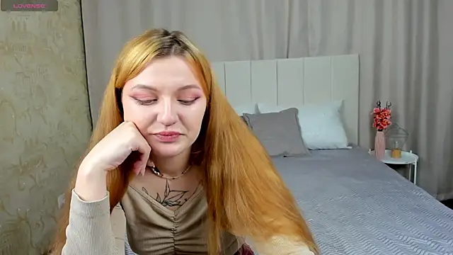 AnnaXPeach online show from 11-10-25, 01:04