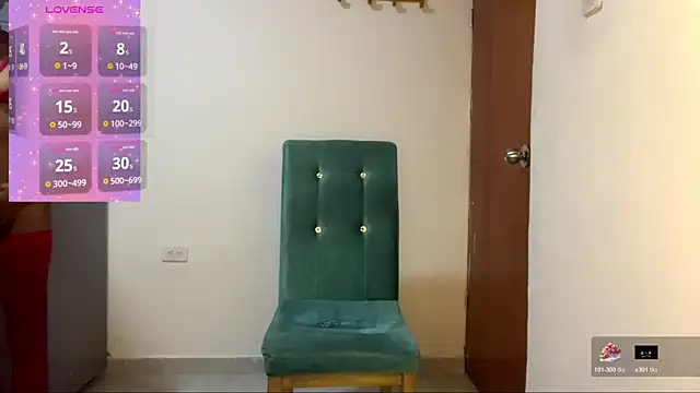 Snapshot of Perla_sofia_xxx chatting on 11-01-25, 12:29 Perla sofia xxx online show from 11-01-25, 12:29