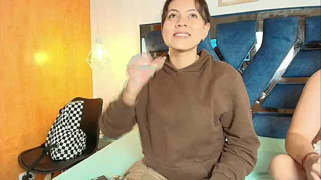 Zoe And Dylan  online show from 02-09-26, 12:42