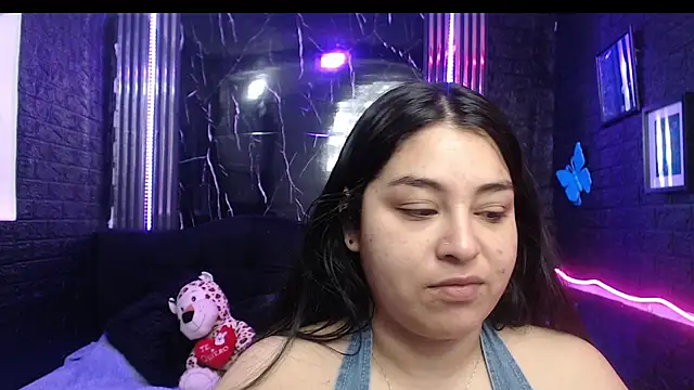 Snapshot of lehia_285 chatting on 05-09-26, 01:16 lehia 285 online show from 05-09-26, 01:16