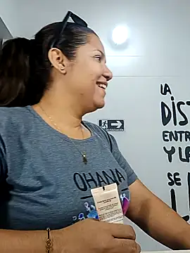 Samaraa Lee online show from 11-26-25, 11:22