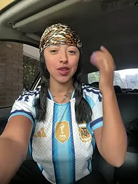 Snapshot of Zulema_cba chatting on 06-21-26, 06:43 Zulema cba online show from 06-21-26, 06:43