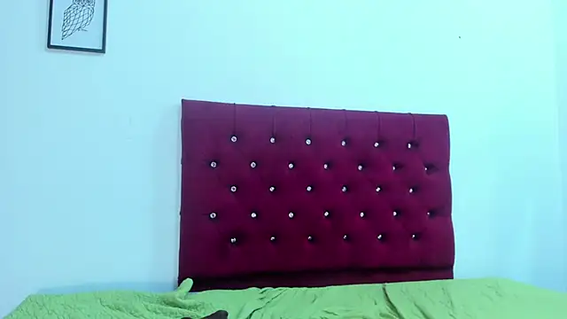 Snapshot of Anggie_Miller chatting on 03-25-26, 11:33 Anggie Miller online show from 03-25-26, 11:33