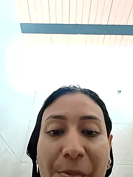 Snapshot of Minie03_ chatting on 01-15-26, 06:44 Minie03 online show from 01-15-26, 06:44
