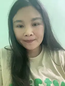 Blue-nice123 online show from 11-05-25, 01:33