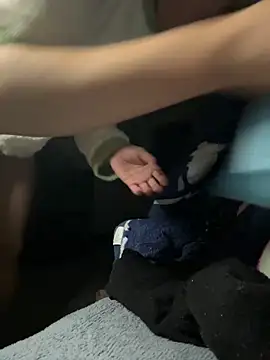 Snapshot of daaqnn chatting on 12-05-25, 02:03 daaqnn online show from 12-05-25, 02:03