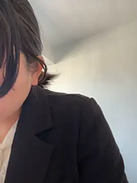 Snapshot of daaqnn chatting on 03-14-26, 12:28 daaqnn online show from 03-14-26, 12:28