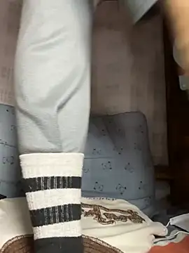 Snapshot of daaqnn chatting on 03-16-26, 05:44 daaqnn online show from 03-16-26, 05:44