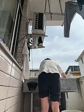 Snapshot of daaqnn chatting on 04-05-26, 02:31 daaqnn online show from 04-05-26, 02:31