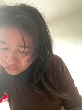 Snapshot of daaqnn chatting on 04-11-26, 12:04 daaqnn online show from 04-11-26, 12:04