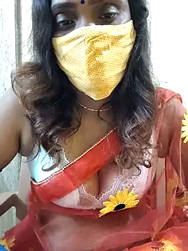 Snapshot of Queen-dhivya chatting on 12-03-25, 01:20 Queen-dhivya online show from 12-03-25, 01:20